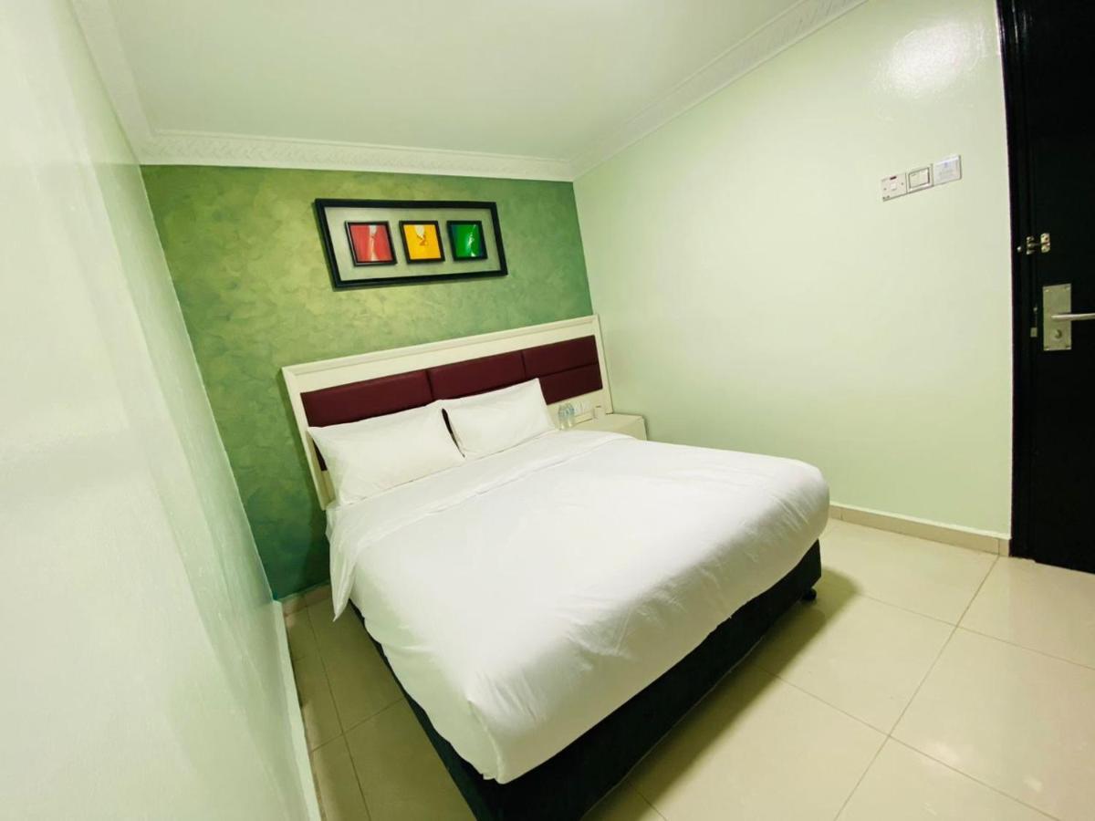 Surya Boutique Hotel Кланг Екстериор снимка