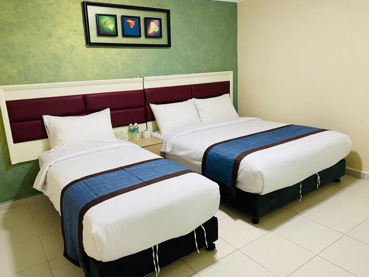 Surya Boutique Hotel Кланг Екстериор снимка