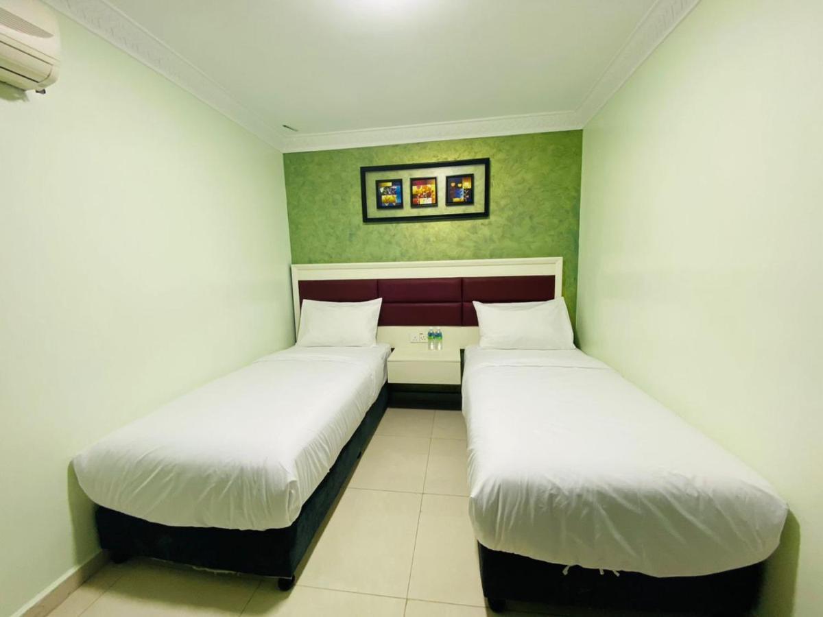 Surya Boutique Hotel Кланг Екстериор снимка