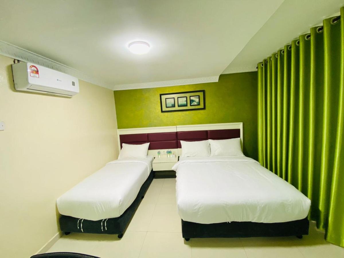 Surya Boutique Hotel Кланг Екстериор снимка